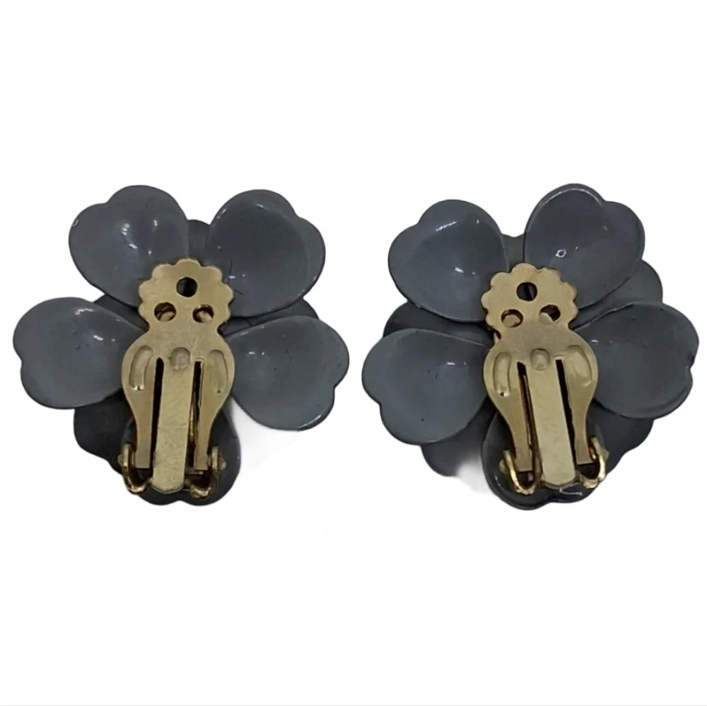 🌸 Vintage Black/Grey Matte Flower Clip-On Earrings w/ Amber Crystal